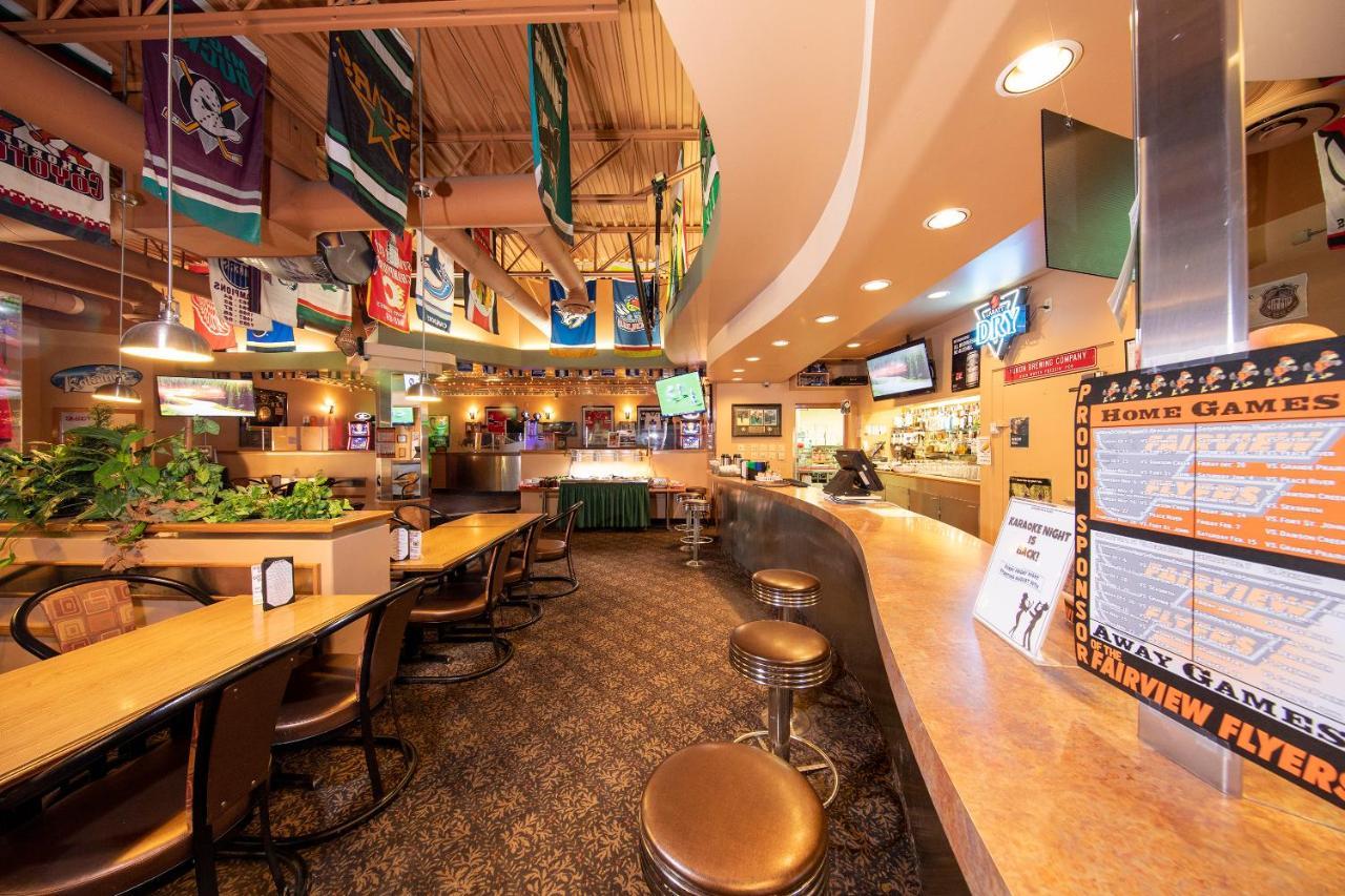 Dunvegan Inn & Suites Fairview 外观 照片
